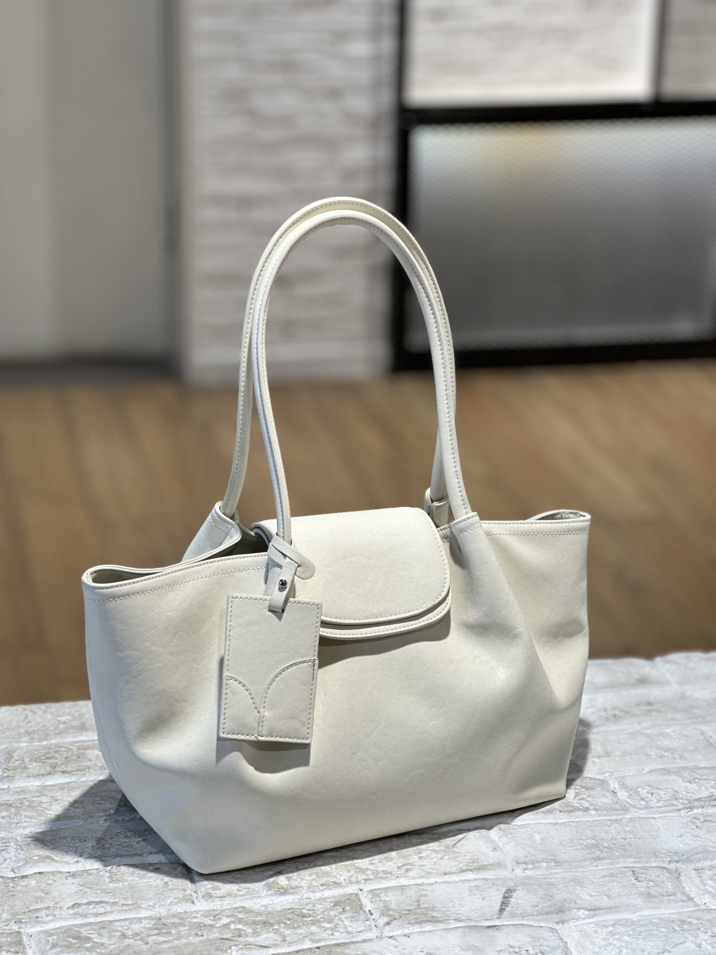 Vegetable Tanned Leather Tote Bag with Flap Closure