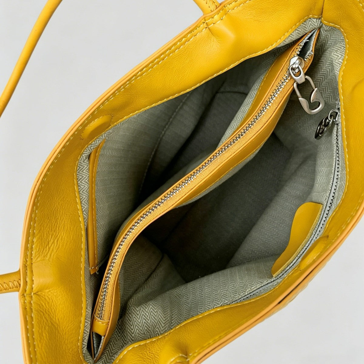 Woven Leather Tote Bag - Sheepskin Shoulder Handbag